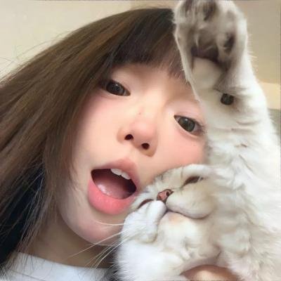 当他们认真编织时封面